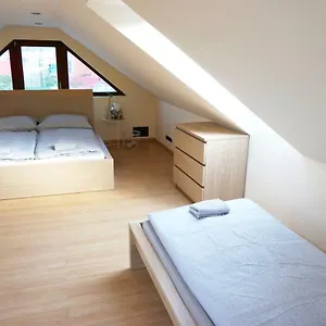 Rooftop Deluxe Apartment Prague